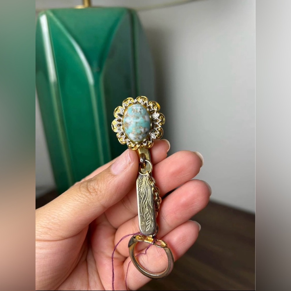 vintage Kings Key Finders Los Angeles key ring clip